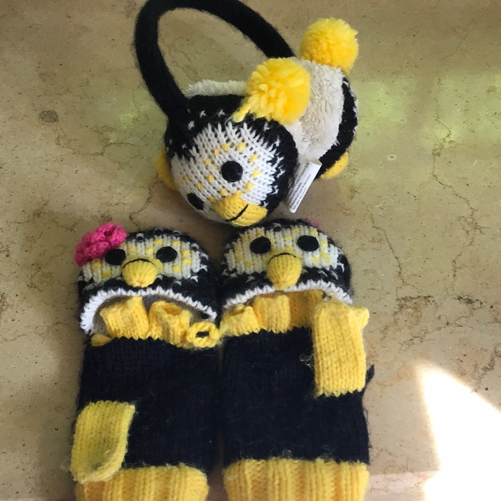 Earmuff and mitten set from Claire’s